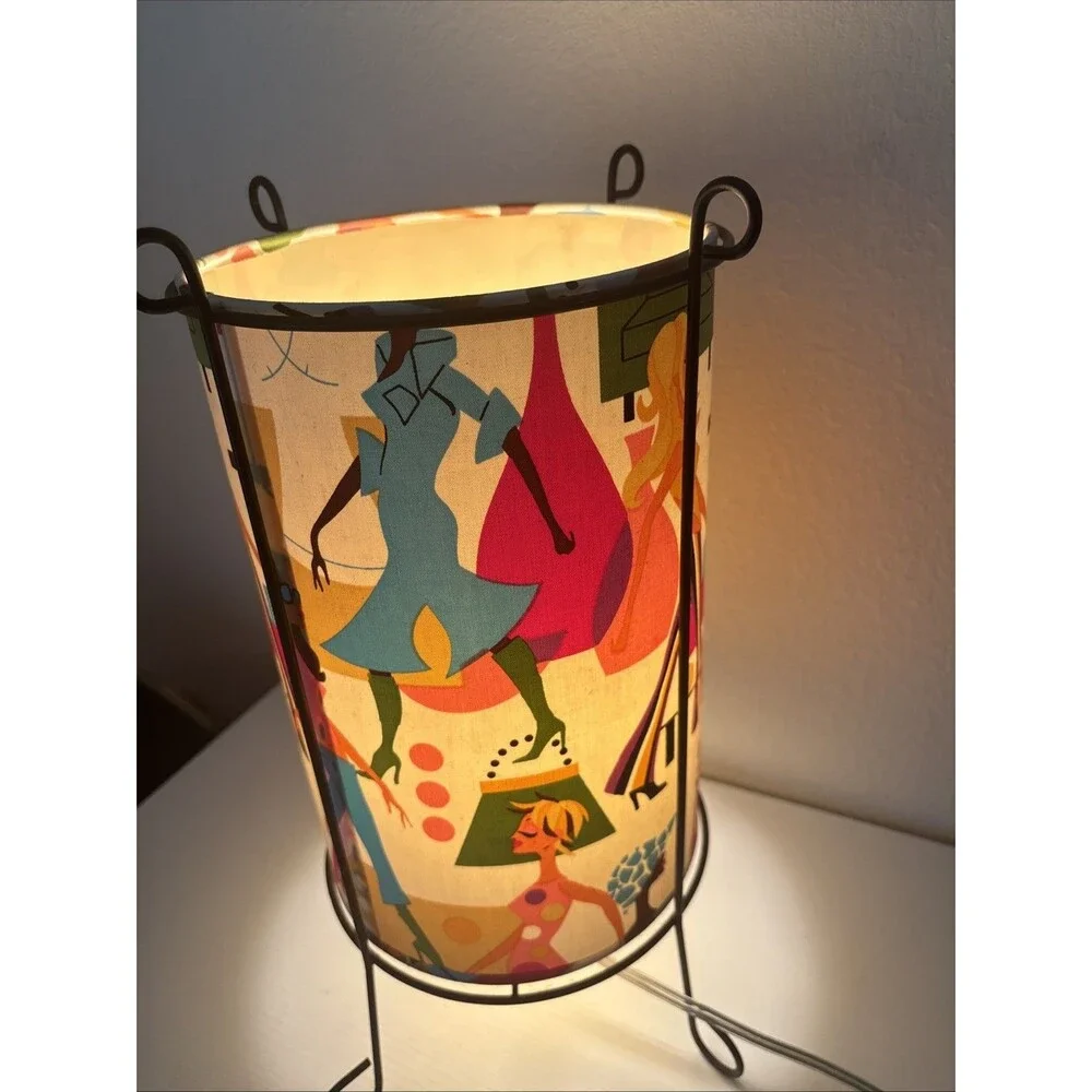 Vtg Tonner Dolls Fashion Wardrobe Print Lamp MCM Modern Century 50s Kitsch